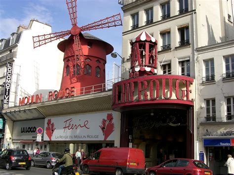 moulin rouge in france